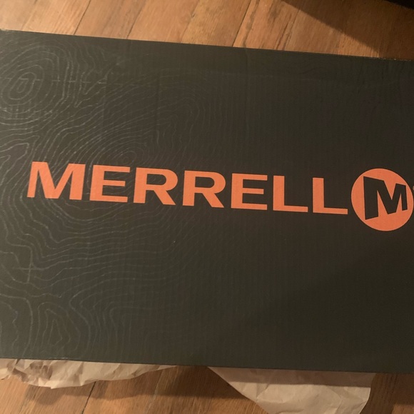 Boots - Picture 6 of 7